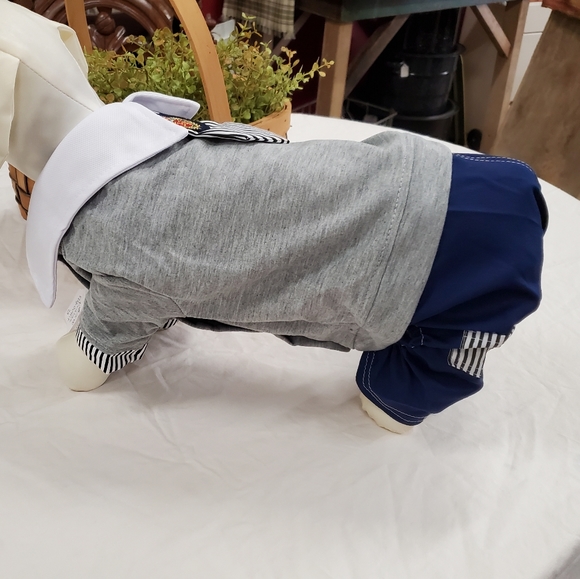 Dog Jumpsuit outfit w/ collar and tie Sz XL - Picture 3 of 6